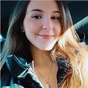 Me adapto a cualquier situación, puedo dar clases de cualquier asignatura y a cualquier edad hasta los 12. Me gusta mucho el inglés